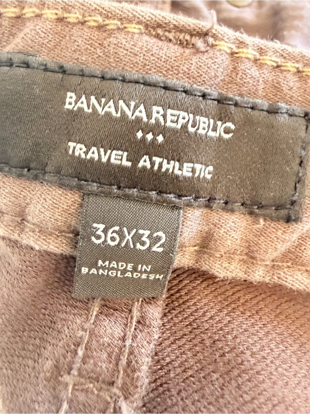 Banana Republic brand banana
